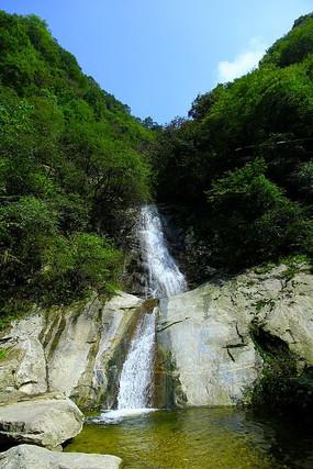 黄晓明带娃被拍，全程低头玩手机不理儿子，你对他有何看法？游戏画面